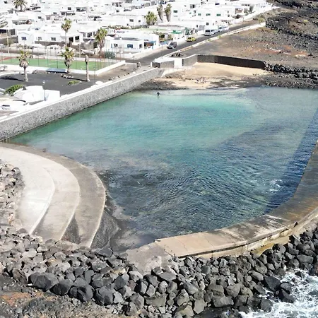 Bayside Kalendra Rofe Un Retiro Escondido Junto Al Mar 펜션 Guatiza